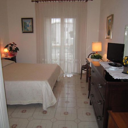 קאפרי Albergo Italia - Vintage Hotel מראה חיצוני תמונה