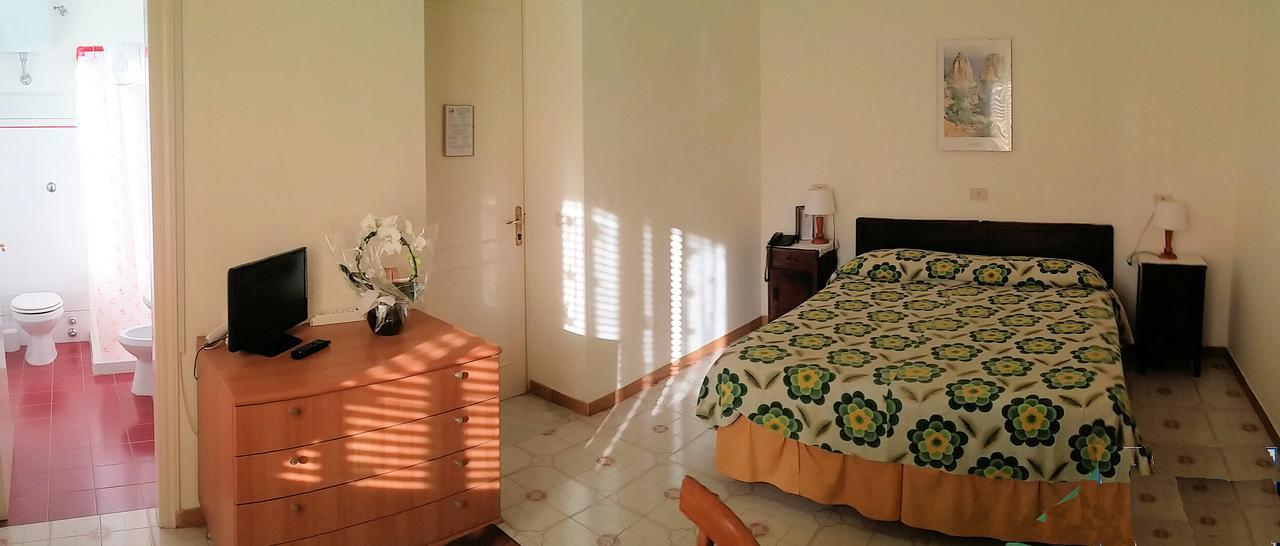 קאפרי Albergo Italia - Vintage Hotel מראה חיצוני תמונה